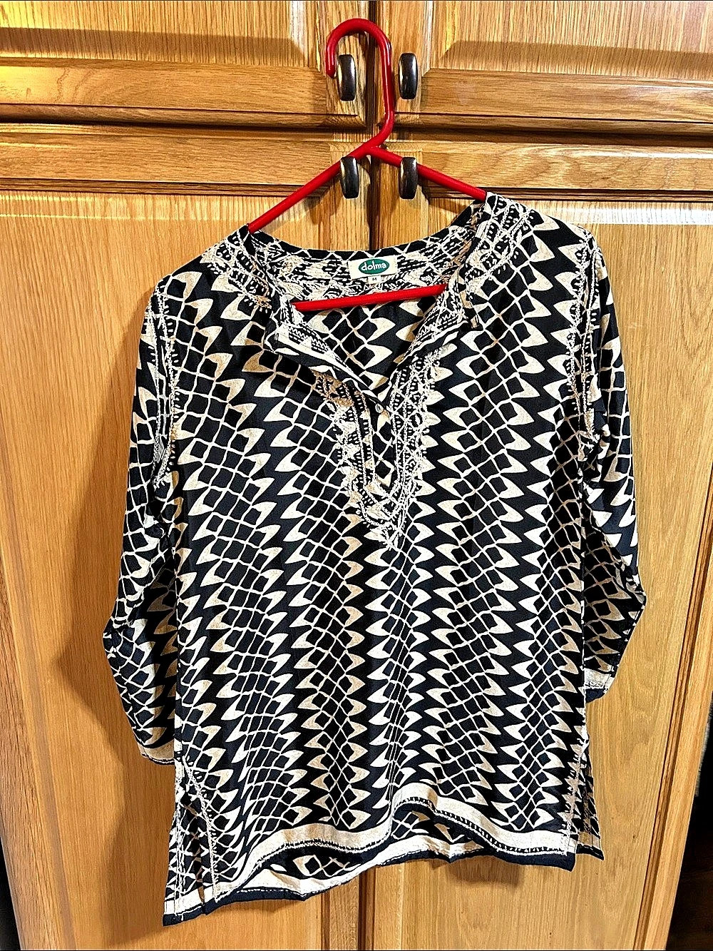 Dolma Geometric Silk Blouse in Black & Cream Size Medium